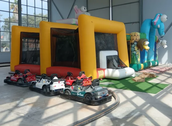 Sala gonfiabili e kart